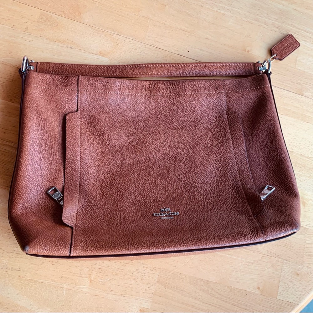 Coach Pebble Leather Scout Hobo